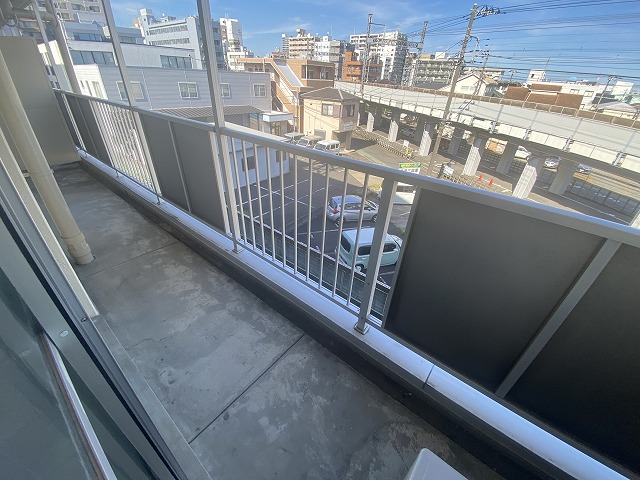 26/30 バルコニー