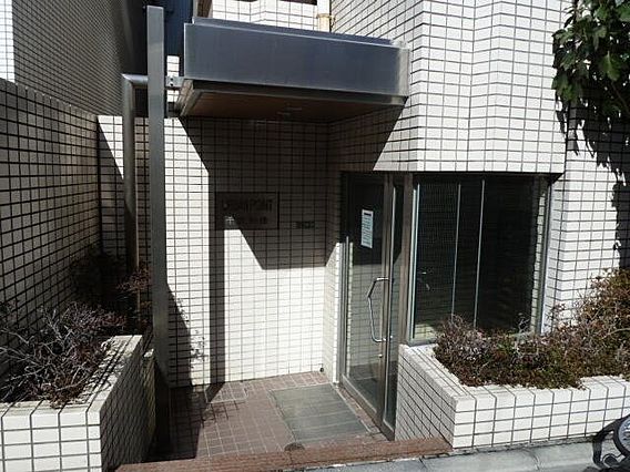 14/22 エントランス