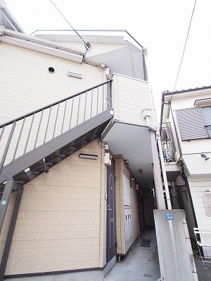 13/20 エントランス