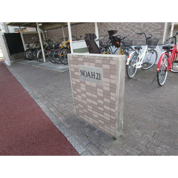 15/22 エントランス