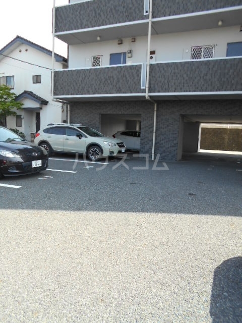 19/24 駐車場