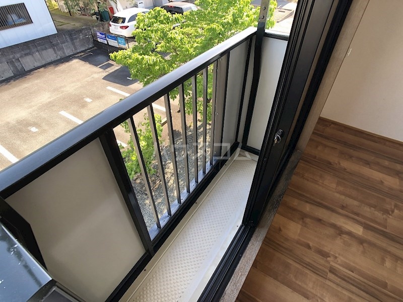 14/27 バルコニー