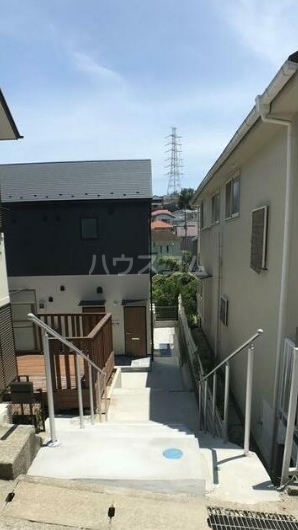 2/5 エントランス