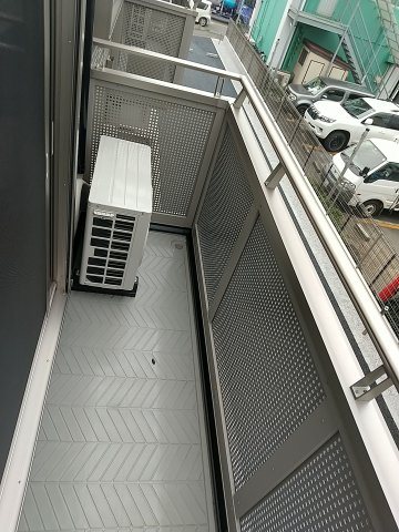 23/30 バルコニー