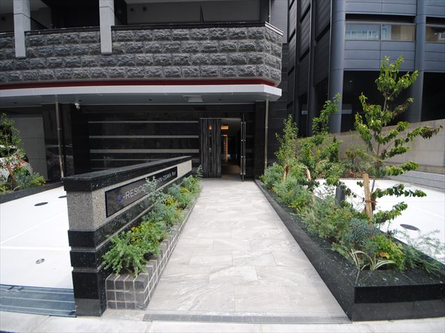 19/29 エントランス