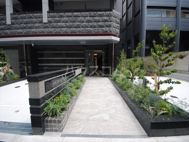 15/25 エントランス