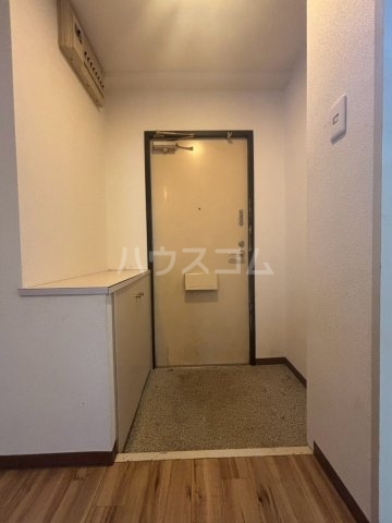 13/30 玄関