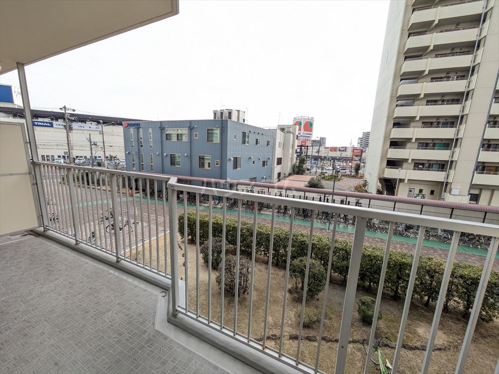 20/30 バルコニー