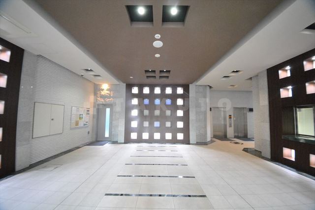 14/24 エントランス