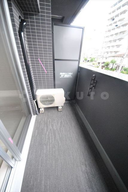 17/28 バルコニー