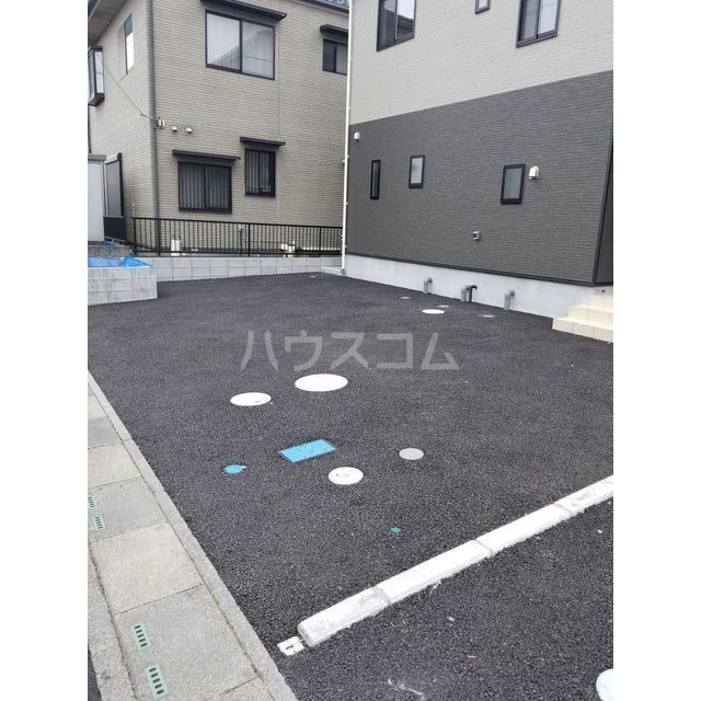 17/27 駐車場