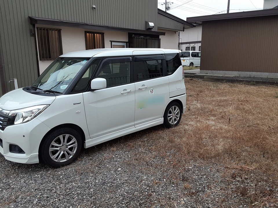 28/30 駐車場