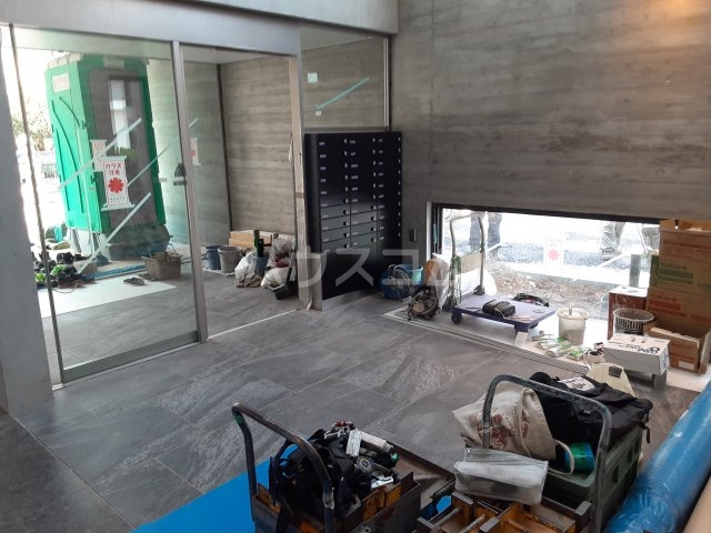 2/11 エントランス