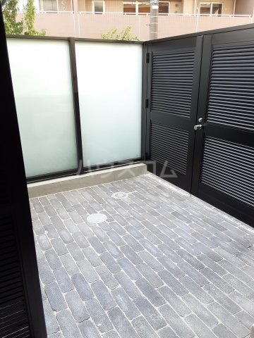 19/30 バルコニー