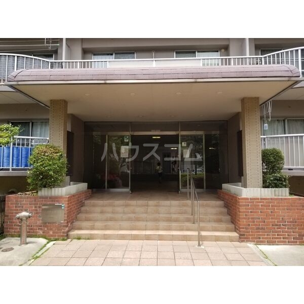 2/10 エントランス