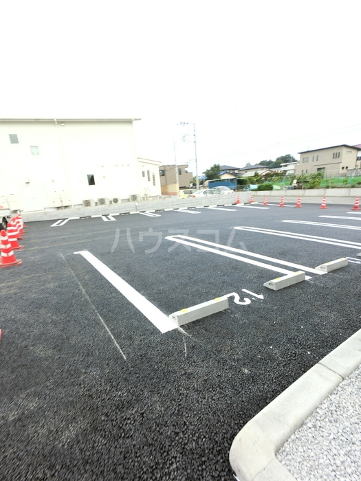 16/25 駐車場