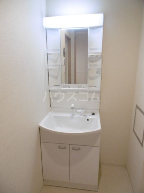 13/30 洗面