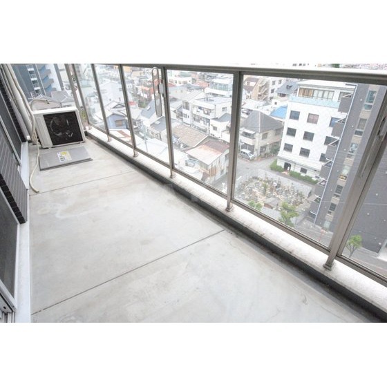 21/30 バルコニー