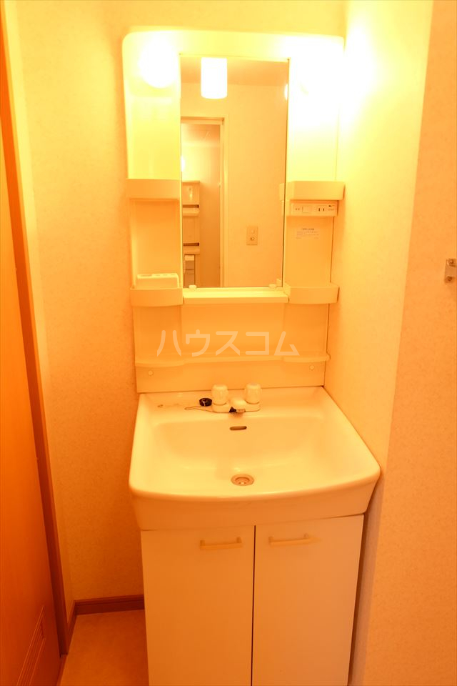 15/28 洗面