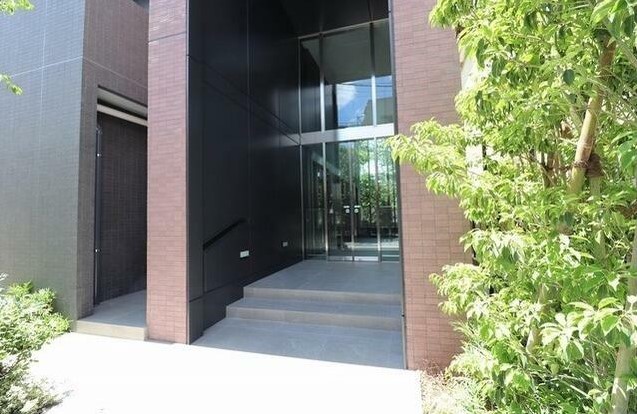 15/19 エントランス