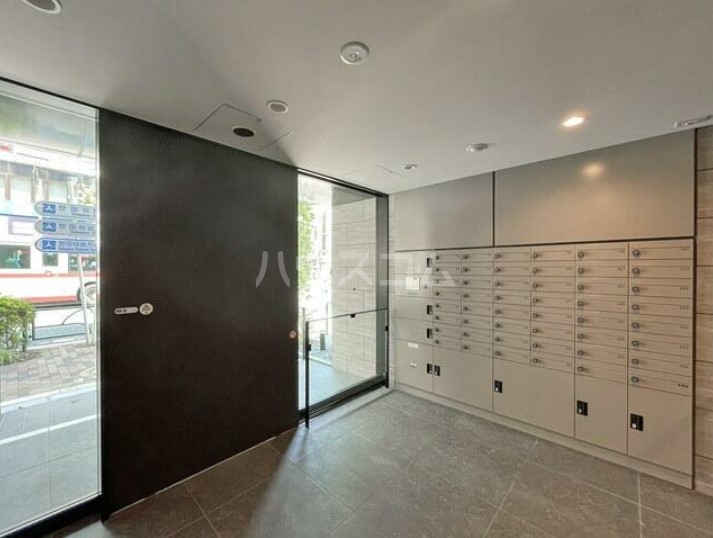 29/30 エントランス