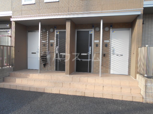 21/24 エントランス