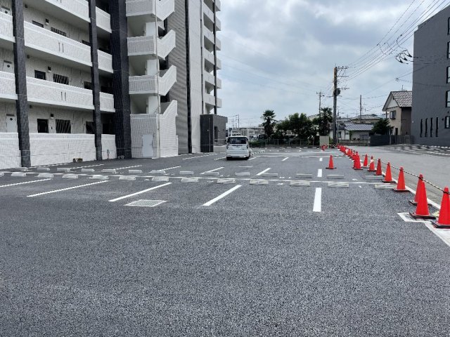 22/30 駐車場