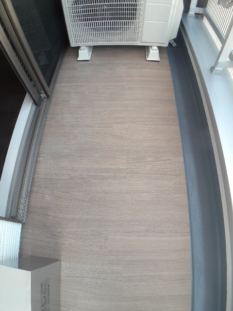 17/30 バルコニー