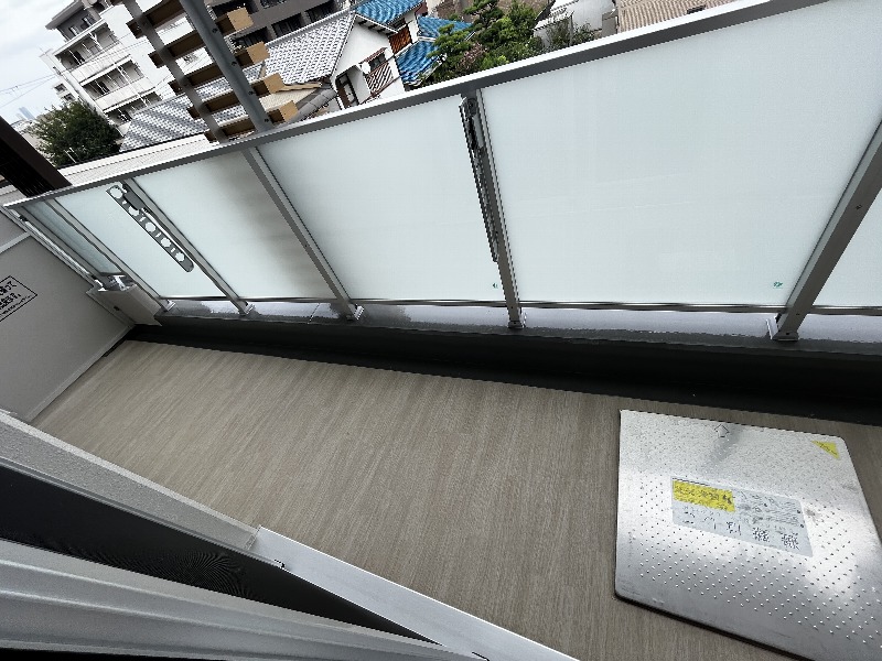 23/30 バルコニー