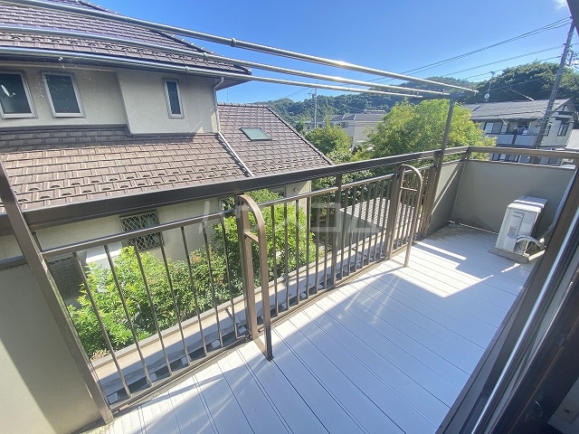 13/18 バルコニー