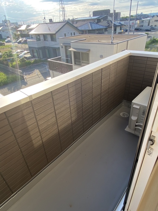 20/30 バルコニー
