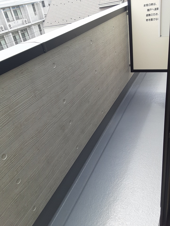 25/30 バルコニー