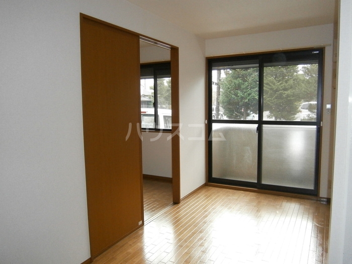 8/10 バルコニー