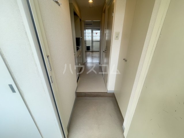 14/30 玄関