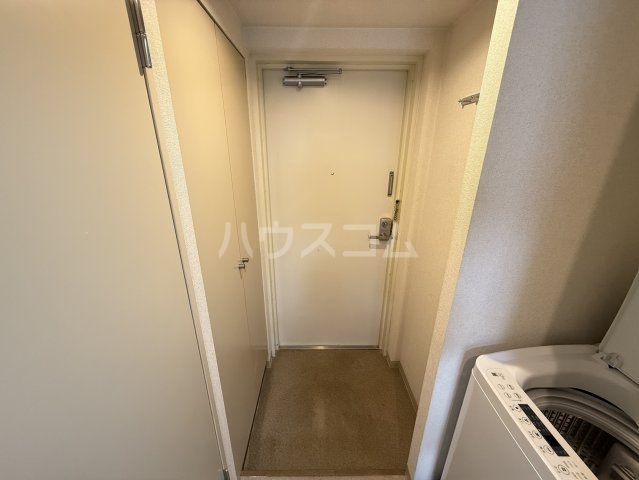 14/30 玄関