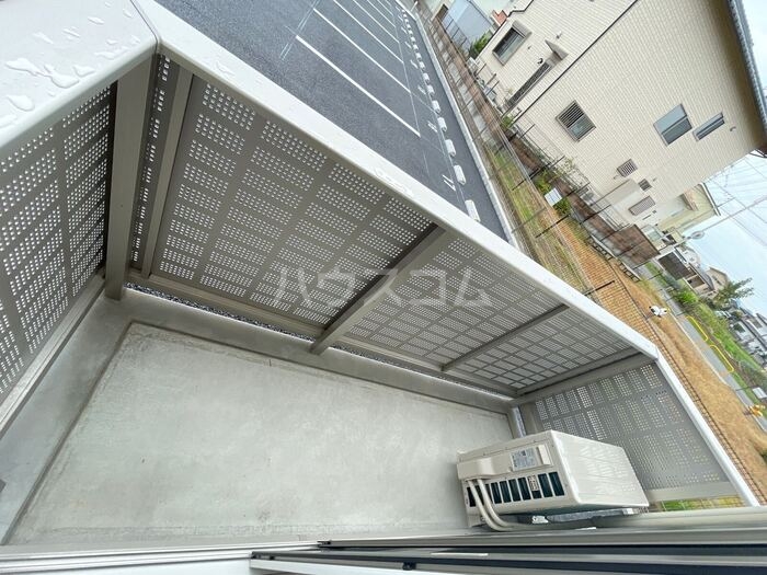 14/23 バルコニー