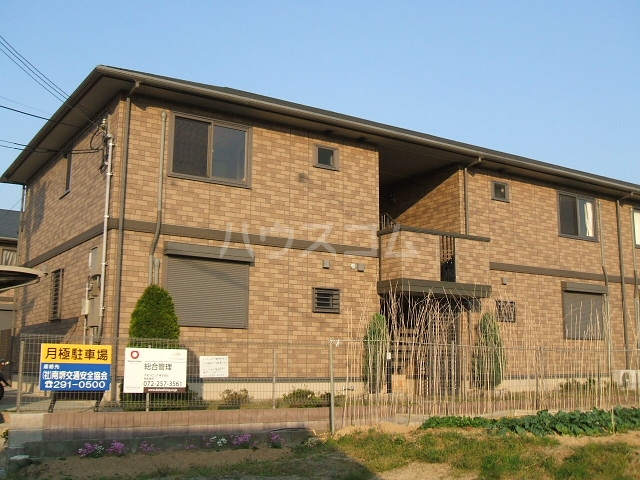 13/16 エントランス