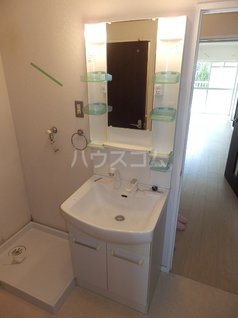 15/28 洗面