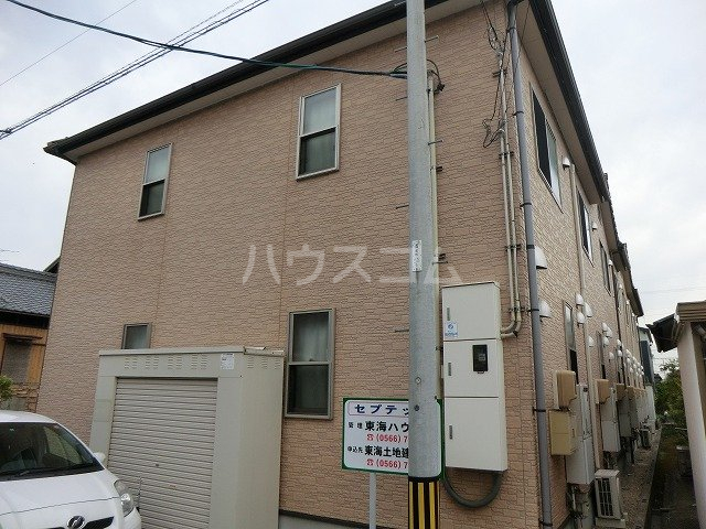 2/30 外観