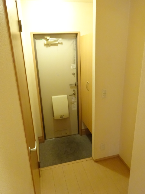 8/24 玄関