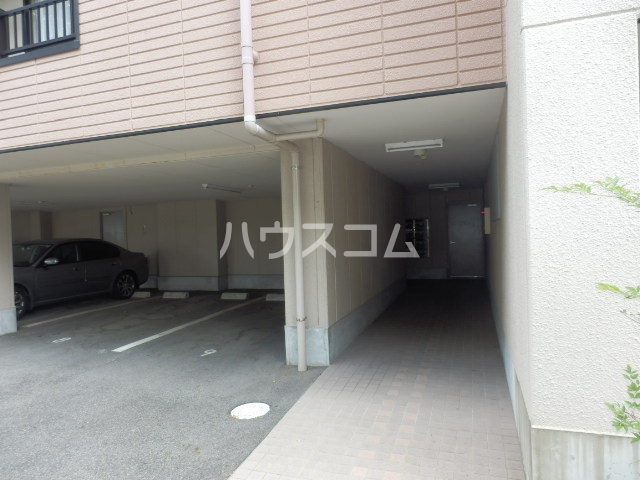 19/25 エントランス