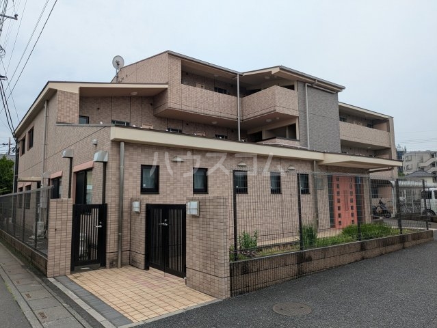 2/30 外観