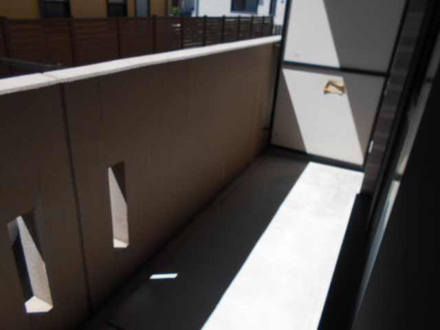 14/27 バルコニー