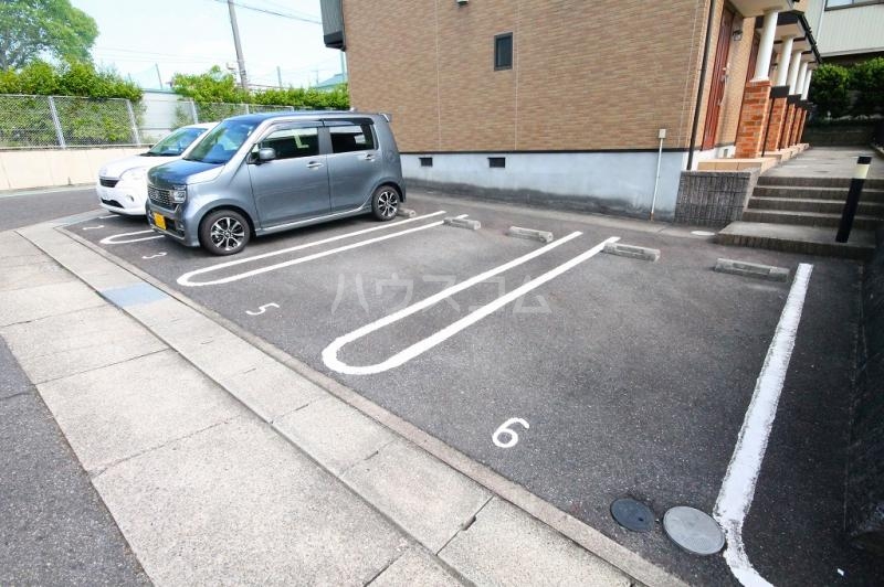 20/22 駐車場