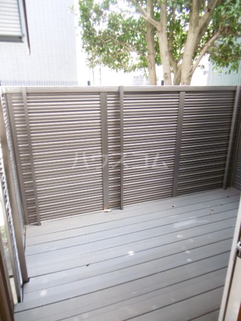 17/20 バルコニー