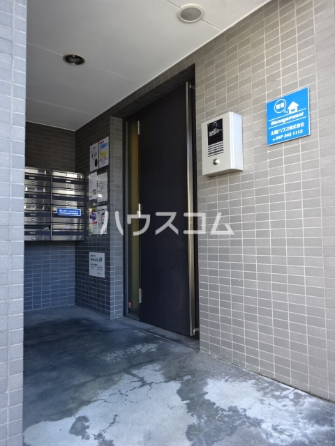 15/16 エントランス