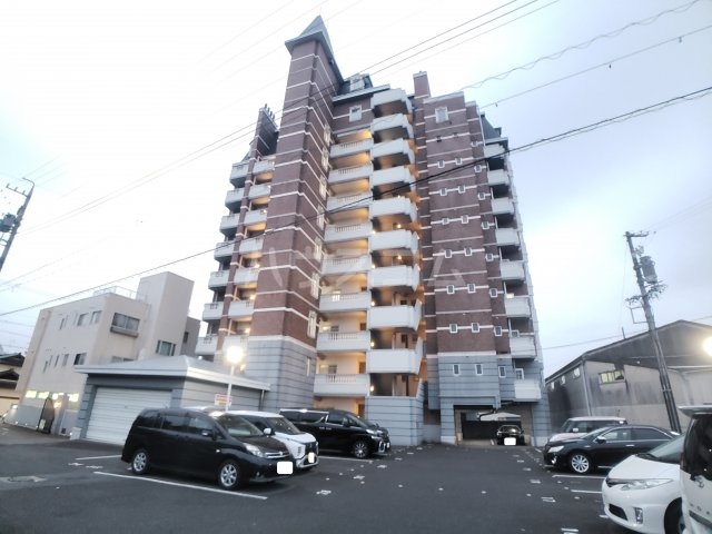 2/30 外観