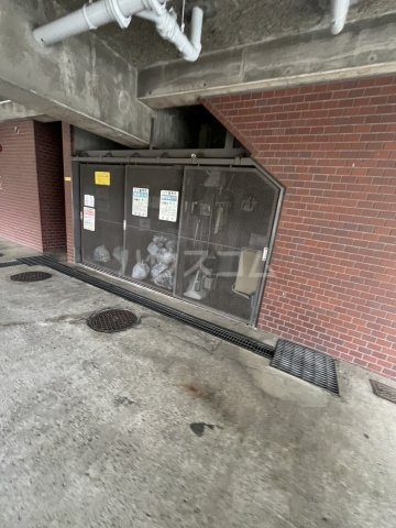 8/12 駐車場