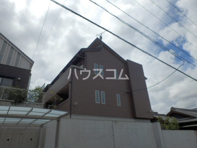 16/26 エントランス