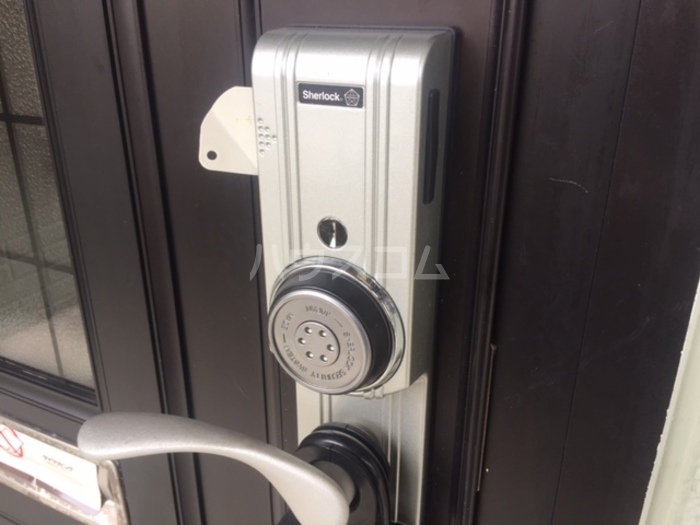 14/16 エントランス